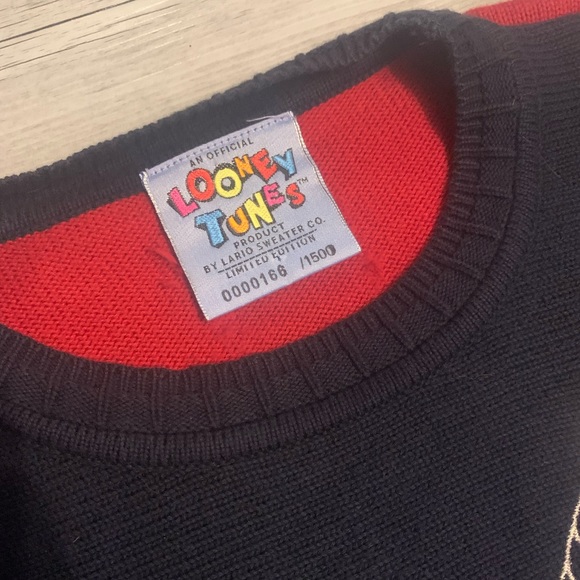 Vintage Limited Edition Looney Tunes Sweater - Picture 3 of 3